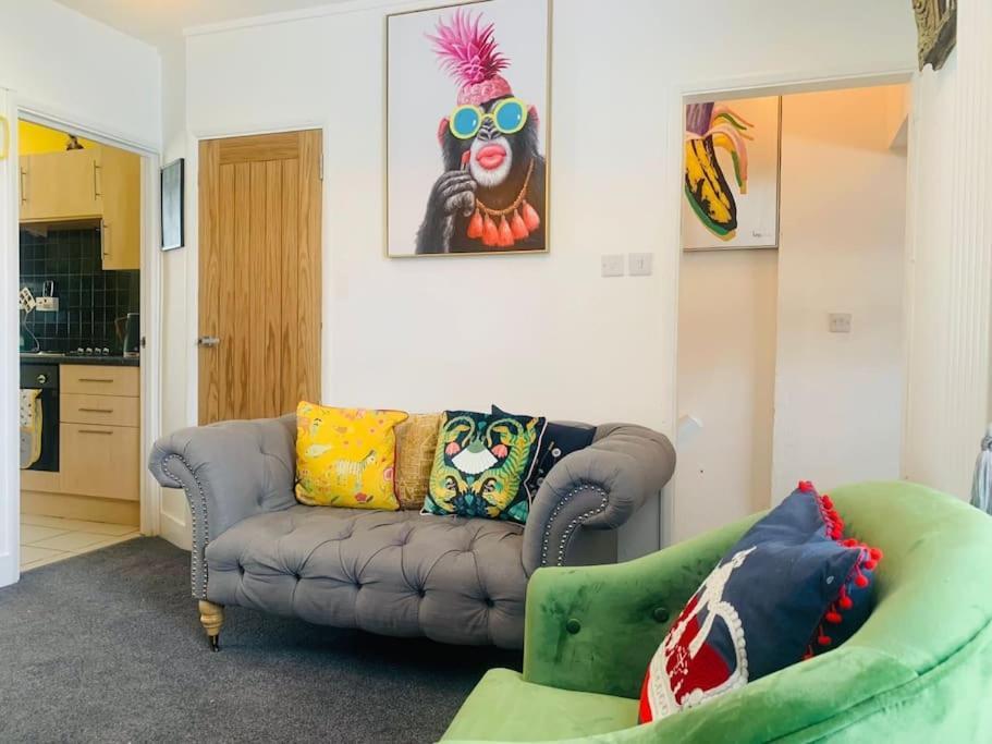 Funky 2 Bedroom Apartment In Town Centre Hastings Buitenkant foto